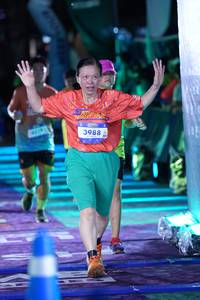 BIB: 3988, 620
                            <button type="button" onclick="openModal(26227818)" class="btn btn-primary btn-sm float-right btn-popup" data-toggle="modal" data-target=".modal-high-quality">
                        <i class="fas fa-shopping-cart"></i> Add to Cart
                    </button>
                                            <button type="button" onclick="isThisMe(26227818, true)" class="btn btn-success btn-sm float-right btn-popup btn-isme hidden" data-toggle="tooltip" data-placement="bottom" title="นี่คือรูปของคุณใช่ไหม คลิกที่นี่เพื่อเอาเข้าอัลบั้ม">
                        <i class="fas fa-plus"></i> Add to album
                    </button>
                    <button type="button" onclick="isThisMe(26227818, false)" class="btn btn-warning btn-sm float-right btn-popup btn-isnotme hidden">
                        <i class="fas fa-ban"></i> Remove from album
                    </button>